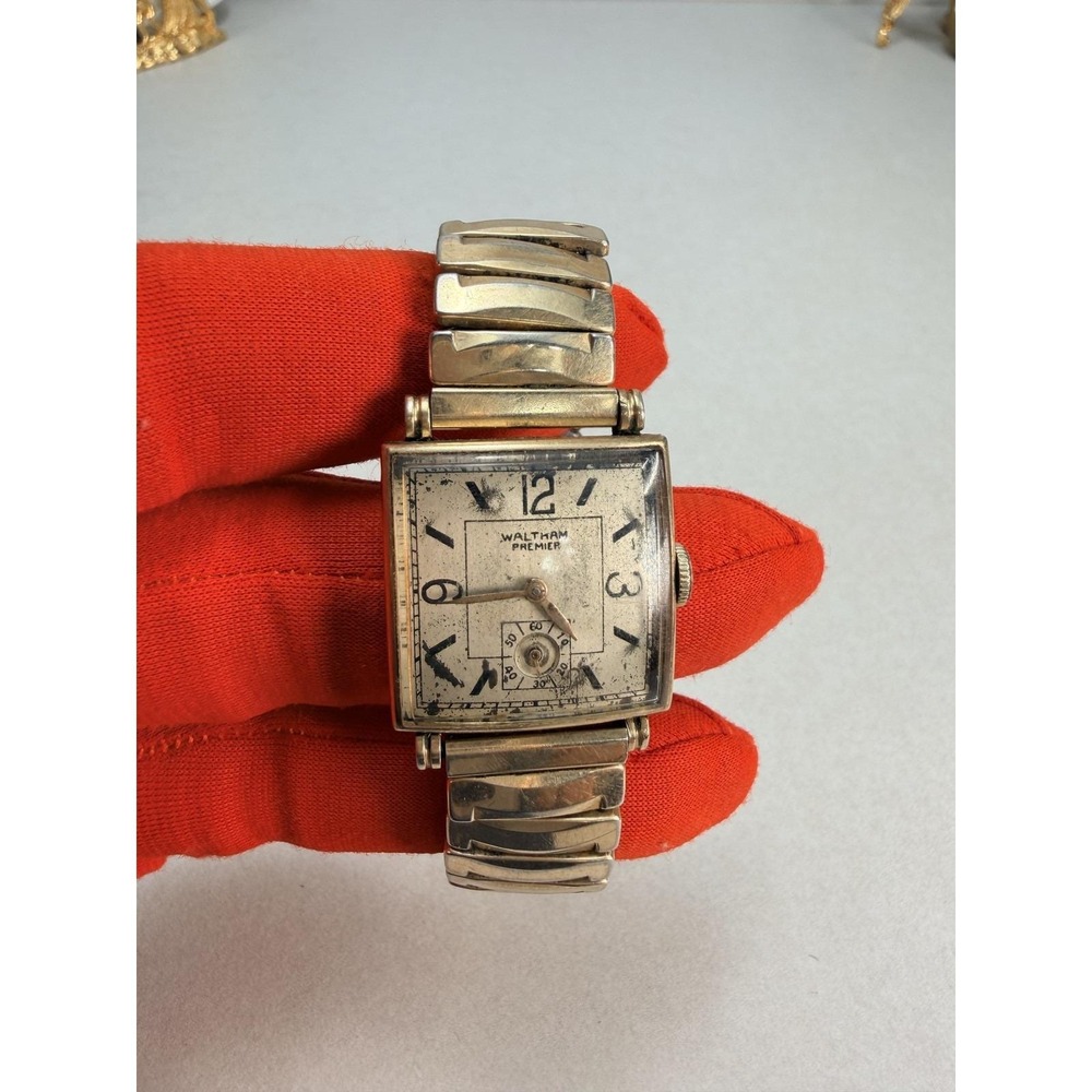 Vintage Waltham Premier Square Mens Watch Silver Tone For Parts Or Repair